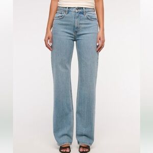 Abercrombie & Fitch High Rise 90s Relaxed Jean